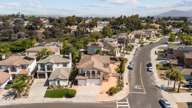 Detail Gallery Image 8 of 14 For 1279 via Escalante, Chula Vista,  CA 91910 - 5 Beds | 4 Baths