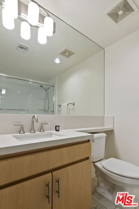 171 N Church Lane, Los Angeles CA: https://media.crmls.org/mediaz/ee4875dd-56a4-46f2-ad5d-907c9a1e7e0b.jpg
