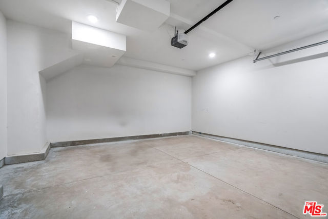 5832 David Avenue, Culver City CA: https://media.crmls.org/mediaz/ee49419e-dc0f-4e60-8a80-e0eafea4ab15.jpg