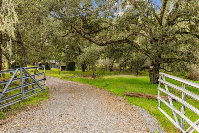 28750 Underwood Road, Salinas CA: https://media.crmls.org/mediaz/ee494855-a2ef-404e-99d8-9928d44bdfc3.jpg