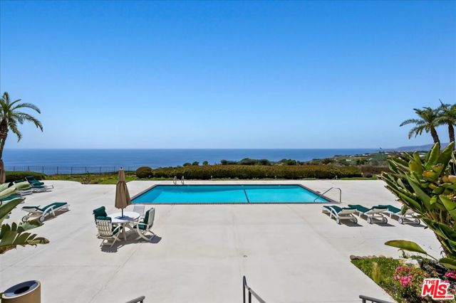 3200 LA ROTONDA Drive, Rancho Palos Verdes, California 90275, 2 Bedrooms Bedrooms, ,2 BathroomsBathrooms,Residential,Sold,LA ROTONDA,22151235