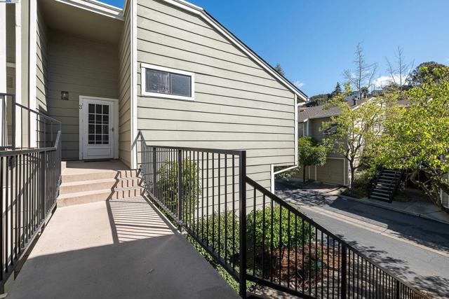Image 21 of 27 For 2437 Sebastopol Ln  3