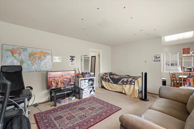 Image 11 of 18 For 420 7th Street