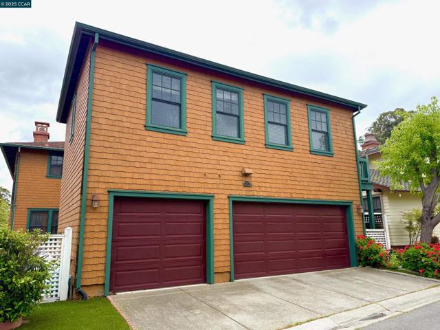 1136 TARAYA TERR - UNIT B, Hercules CA: https://media.crmls.org/mediaz/ee4e0454-0a02-46dc-bfdd-6537f824eda7.jpg