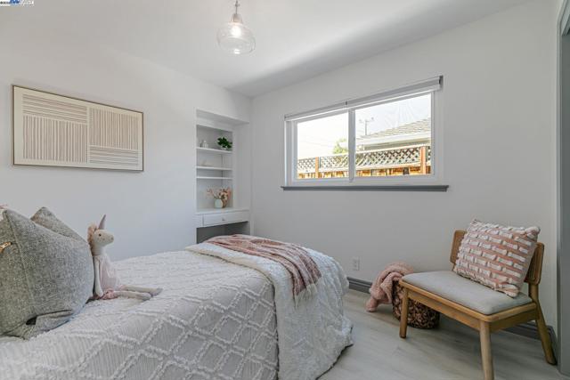 5324 Selma Ave, Fremont CA: https://media.crmls.org/mediaz/ee4f41dd-628a-4c52-9800-a13e634f0660.jpg