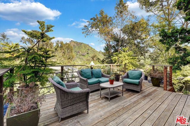 19643 Valley View Dr