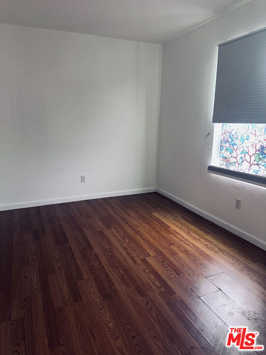 1204 Smith Place, Long Beach, California 90806, 3 Bedrooms Bedrooms, 0 ,1 BathroomBathrooms,Single Family Residence,For Sale,Smith,0,25631795