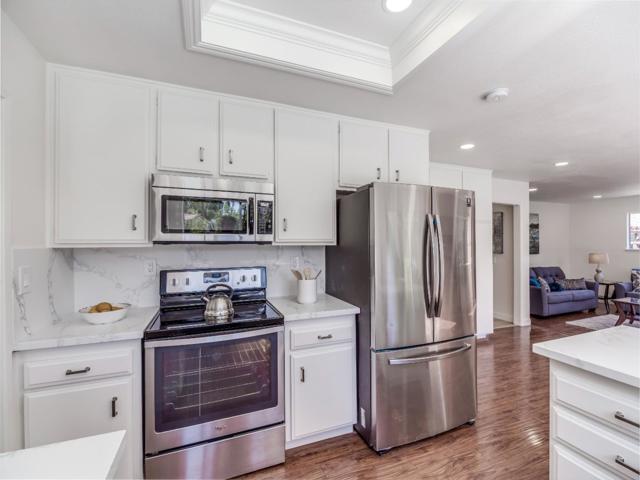 7160 Harvard Place, Gilroy CA: https://media.crmls.org/mediaz/ee502746-8385-49f5-a693-1e9390c392b0.jpg