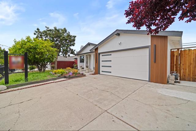 3149 Rocky Mountain Drive, San Jose CA: https://media.crmls.org/mediaz/ee51d770-7d22-4a8c-8391-4c5f40e298c7.jpg