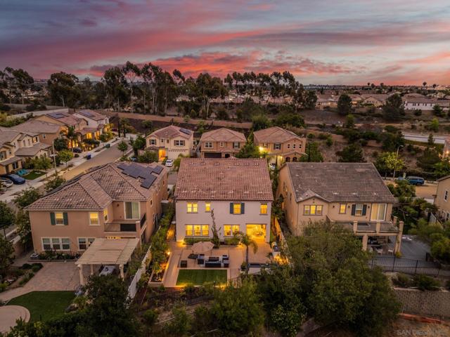 12712 Cloudbreak Ave, San Diego CA: https://media.crmls.org/mediaz/ee51f842-81a2-4eba-98f9-1dbd560adb9d.jpg