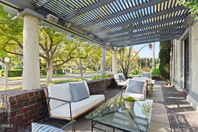 Detail Gallery Image 13 of 56 For 928 S El Molino Ave, Pasadena,  CA 91106 - 5 Beds | 5/1 Baths