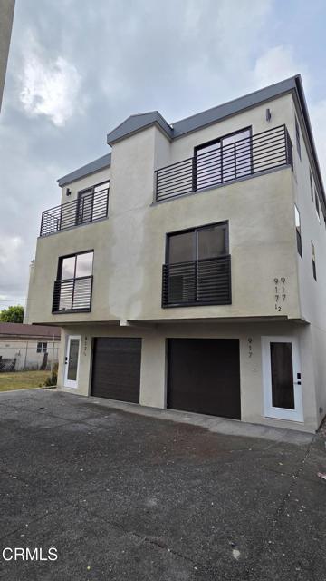 Detail Gallery Image 16 of 17 For 917 N Ridgewood Pl, Los Angeles,  CA 90038 - 3 Beds | 3 Baths