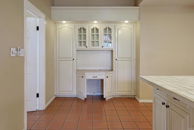 Detail Gallery Image 13 of 62 For 4350 68th Street, La Mesa,  CA 91942 - 3 Beds | 2 Baths