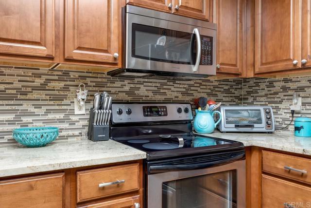 Detail Gallery Image 20 of 32 For 3552 Bartlett Ave, Oceanside,  CA 92057 - 2 Beds | 2 Baths