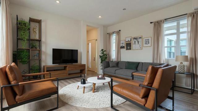 3128 Canon St, San Diego CA: https://media.crmls.org/mediaz/ee54e491-1e07-4e84-be81-fce41f55d095.jpg