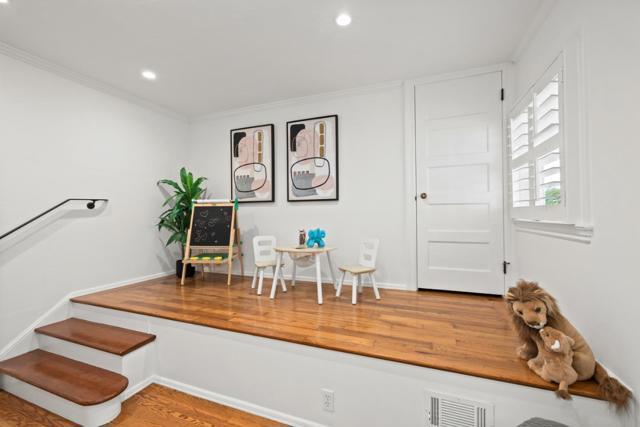 918 S Humboldt Street, San Mateo CA: https://media.crmls.org/mediaz/ee552932-0d38-40e7-baf0-d0b6419bd991.jpg