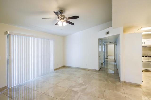 1542 E Alluvial Avenue, Fresno CA: https://media.crmls.org/mediaz/ee562b50-79b7-4b89-aff9-a269306f9e03.jpg