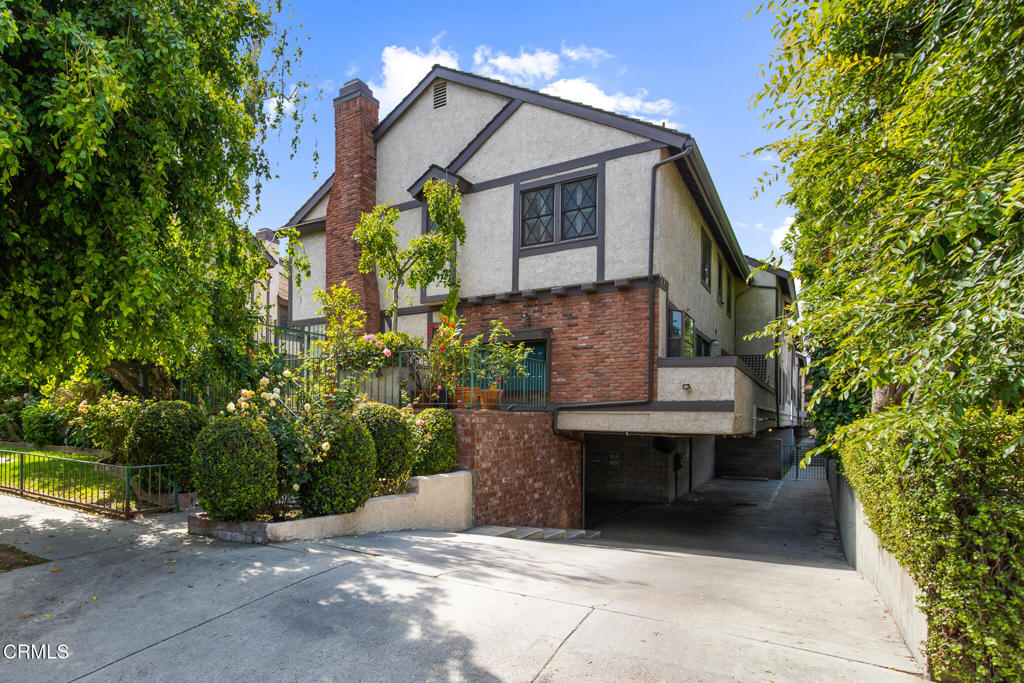 11940 Weddington Street #19