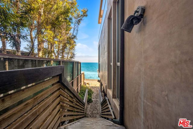 25102 Malibu Road photo 17