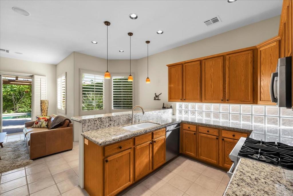 MLS #219139040DA image #11