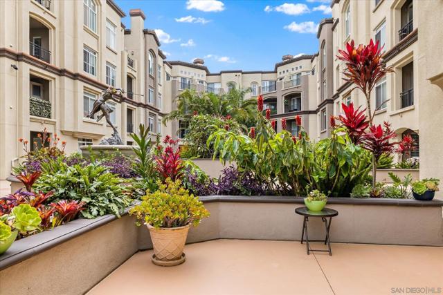 9237 Regents Rd., La Jolla CA: https://media.crmls.org/mediaz/ee5b3418-e958-4e84-9ef9-d326599c4263.jpg