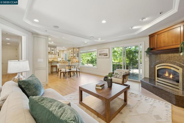 135 Dean Rd, Alamo CA: https://media.crmls.org/mediaz/ee5be427-d54a-409f-8dce-0a3b194c0002.jpg