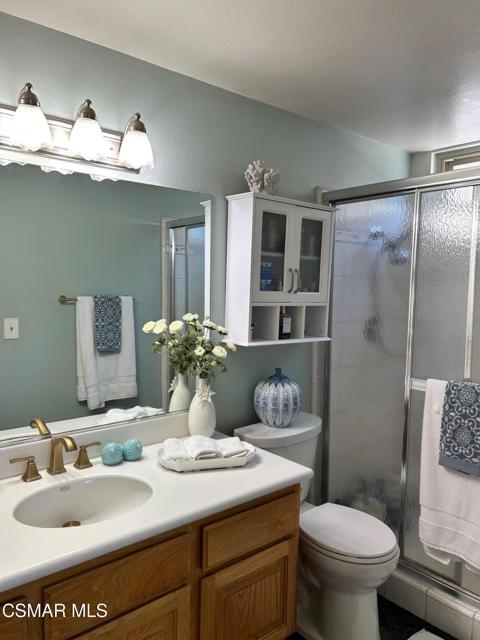 2653 N Broadmoor Avenue, Simi Valley CA: https://media.crmls.org/mediaz/ee5c2ecf-2364-4a01-ba27-eac36e53e788.jpg