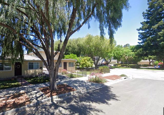 284 Elmwood Street, Mountain View CA: https://media.crmls.org/mediaz/ee5cca1b-e2f8-4b66-a754-a619a9ab3c1d.jpg