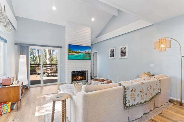 2038 Avenue Of The Trees, Carlsbad CA: https://media.crmls.org/mediaz/ee5d3c40-a05d-4516-a4c9-c5c462e80faf.jpg