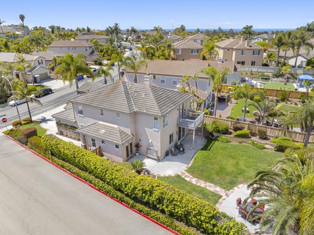 1266 Mariposa Rd, Carlsbad CA: https://media.crmls.org/mediaz/ee5d48b9-c058-449f-a748-be07892e8612.jpg