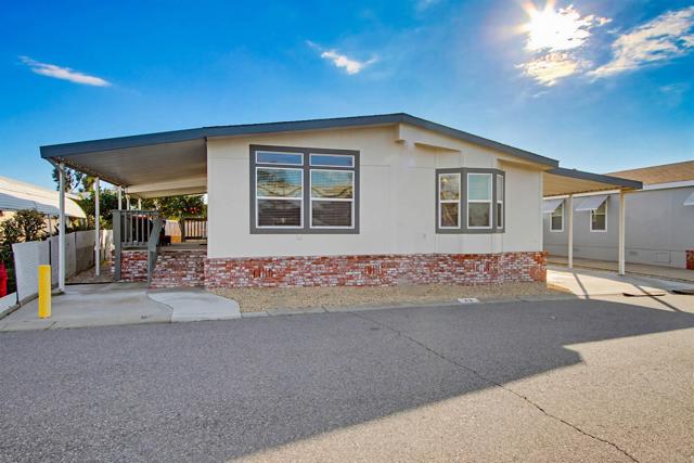 Detail Gallery Image 9 of 67 For 200 N El Camino Real #43,  Oceanside,  CA 92058 - 3 Beds | 2 Baths