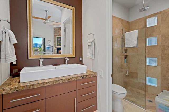 8 Ledgestone Lane, Rancho Mirage CA: https://media.crmls.org/mediaz/ee5ed7b3-df19-4996-8b4b-48ba6bee1e1c.jpg