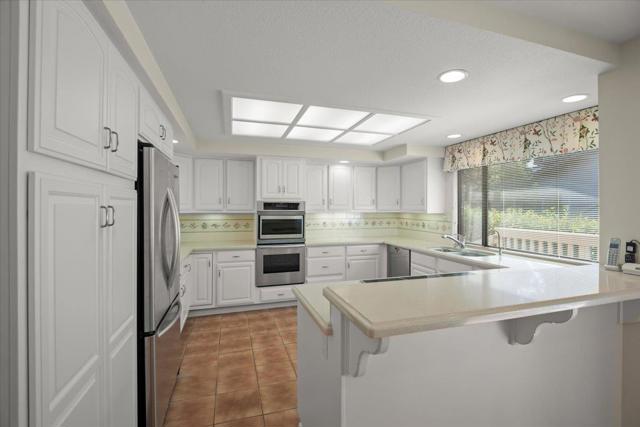 1360 Trinity Drive, Menlo Park CA: https://media.crmls.org/mediaz/ee5f5e55-a072-4cab-a90a-35ec5a8a7306.jpg