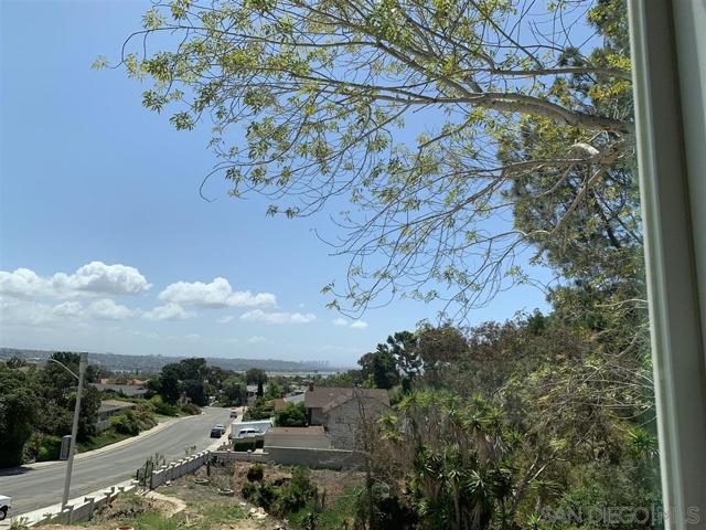 Image 2 of 30 For 5122 Edgeworth