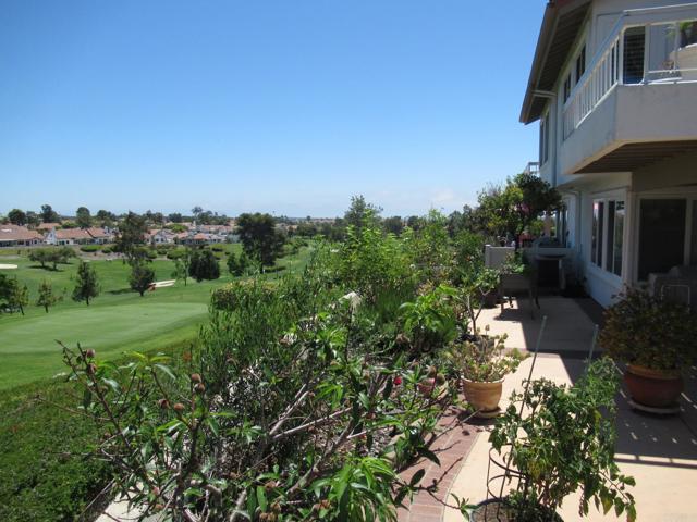 Condos, Lofts and Townhomes for Sale in San Diego Golf and Country Club Condos