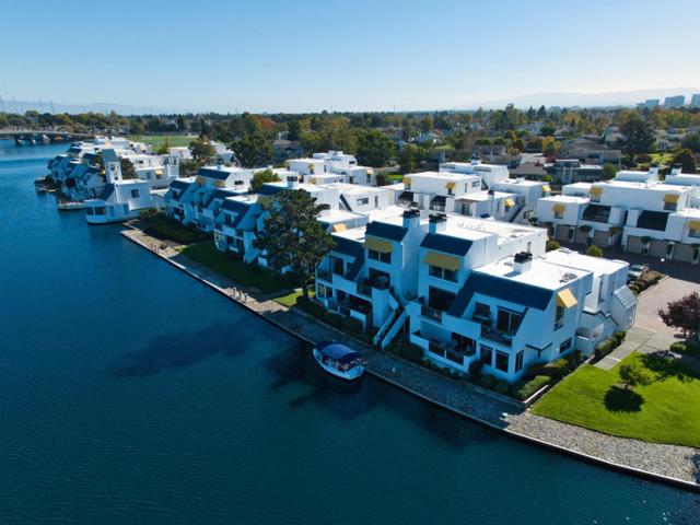 926 Lido Lane, Foster City CA: https://media.crmls.org/mediaz/ee618848-8839-486f-ae90-8ef116682a7e.jpg