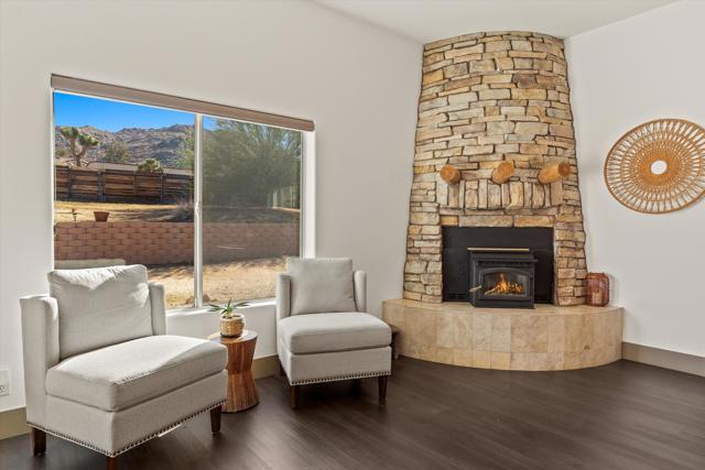 60377 Pueblo Trail, Joshua Tree CA: https://media.crmls.org/mediaz/ee61977e-e553-4557-b777-9cc35a5fee33.jpg