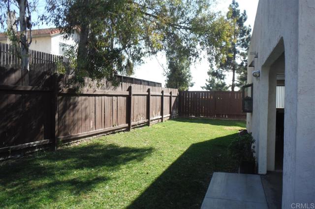 Detail Gallery Image 7 of 7 For 1679 Rocky Point Court, Chula Vista,  CA 91911 - 4 Beds | 3 Baths