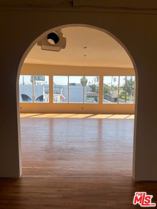  Commercial for Sale in Los Angeles, California
