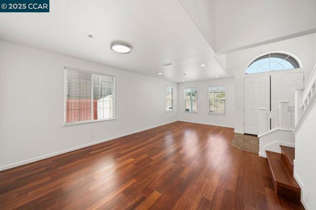 35970 Green Street, Union City CA: https://media.crmls.org/mediaz/ee652e7e-ba78-4f5d-a187-5033dec68693.jpg