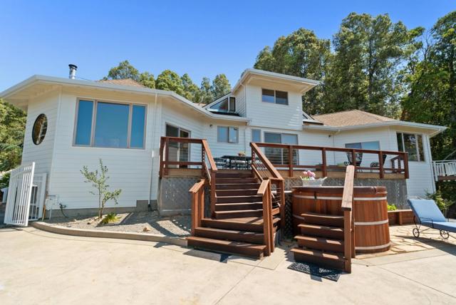 335 Wild Iris Lane, Santa Cruz CA: https://media.crmls.org/mediaz/ee65a3f0-ce3c-453e-a25d-14a086da4dd8.jpg