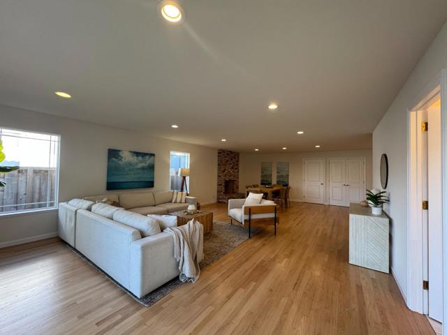 651 Spruce Street, Half Moon Bay CA: https://media.crmls.org/mediaz/ee65ede8-1b50-4faf-863e-1df08acda328.jpg