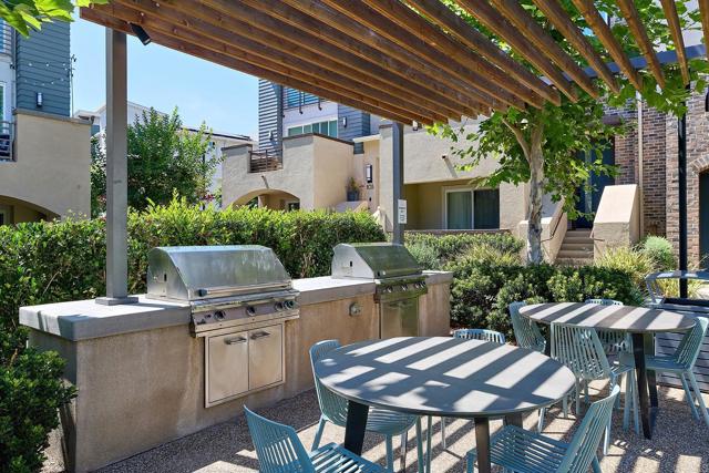 6140 Colt Place, Carlsbad CA: https://media.crmls.org/mediaz/ee65ffd9-2087-40d2-96e8-55068cbf00b5.jpg
