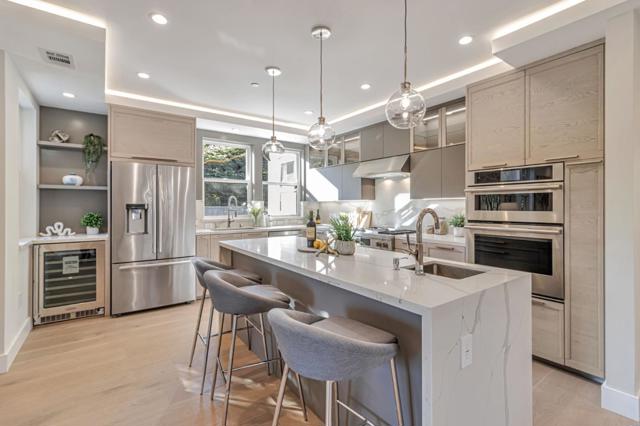 1066 Larch Avenue, Moraga CA: https://media.crmls.org/mediaz/ee6687c6-0537-4384-84f8-ae0330051d75.jpg