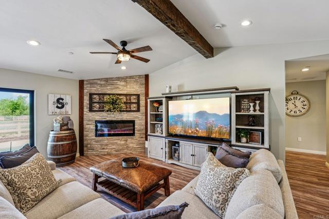 Image 9 of 61 For 41879 Indian Hill Trail