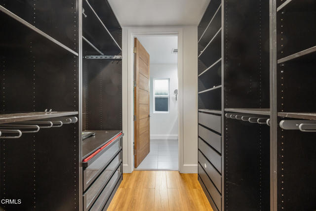 Detail Gallery Image 9 of 21 For 242 Virginia Ave, Pasadena,  CA  - 3 Beds | 2 Baths