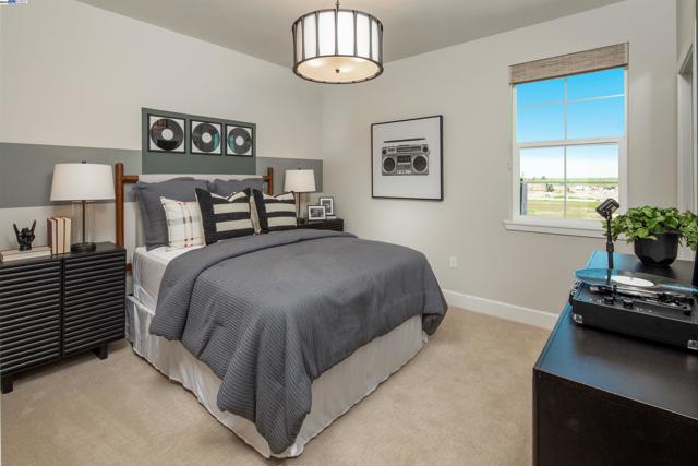2177 Gentle Rain Drive, Roseville CA: https://media.crmls.org/mediaz/ee67098d-a9e2-4d05-b1a3-9f5a42726b7b.jpg