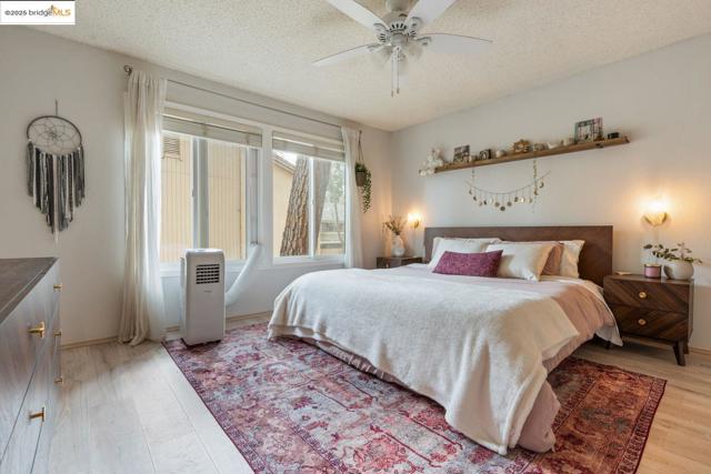 3055 TREAT BLVD, Concord CA: https://media.crmls.org/mediaz/ee6711ea-6efc-4aba-8dcf-082b5ae5d6f5.jpg