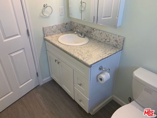 603 W 47th Street, Los Angeles CA: https://media.crmls.org/mediaz/ee67b15a-9d78-4331-8ee2-1f027afc5abd.jpg
