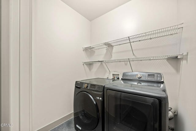 840 E Green Street, Pasadena CA: https://media.crmls.org/mediaz/ee68168e-fdaa-4aa5-aea0-7d3a3a93490c.jpg